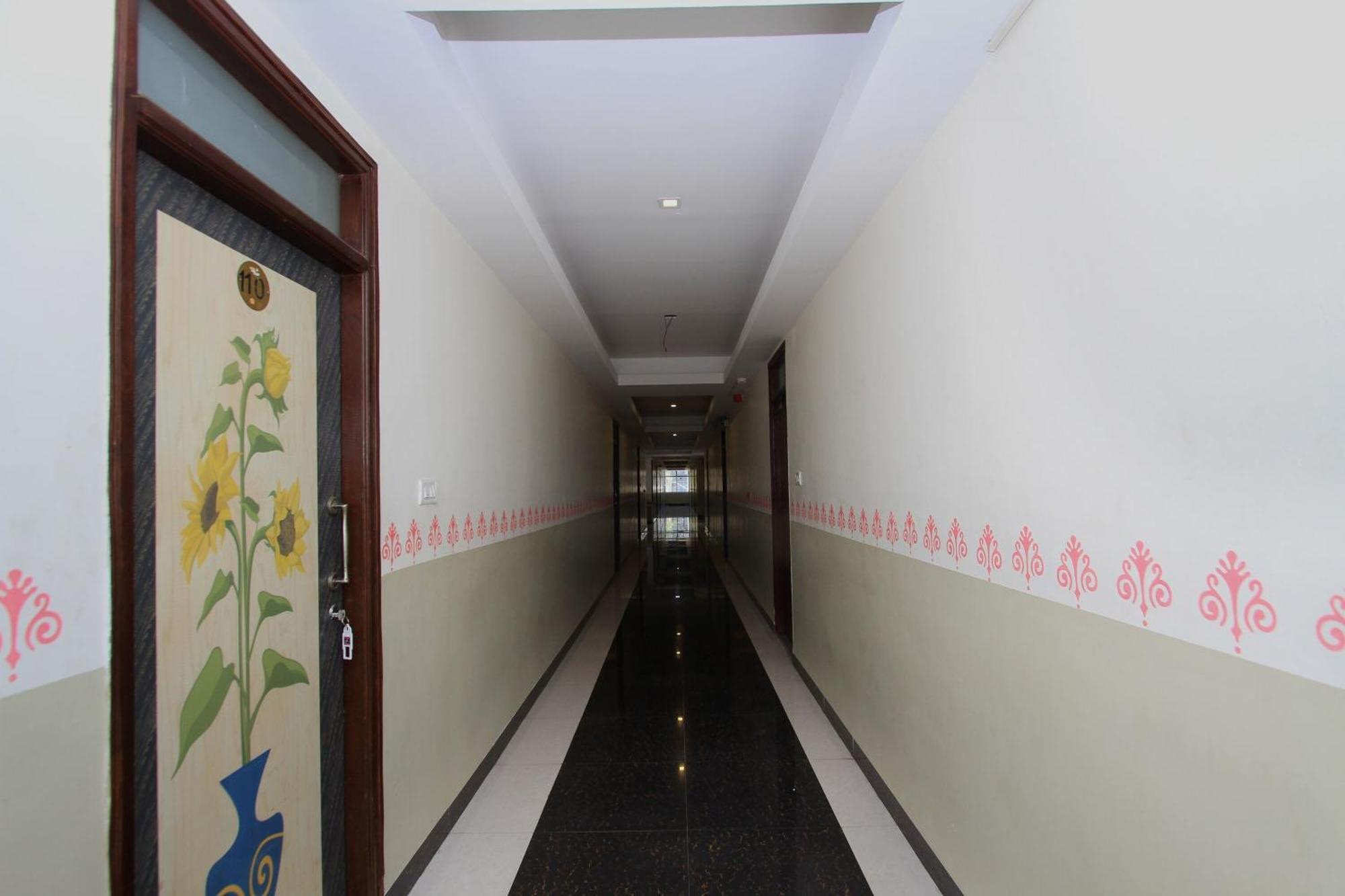 Hotel O Sri Sai Residency Bidadi Exterior photo